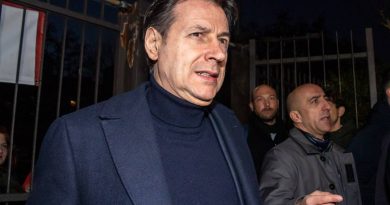 Conte s’inventa la “contro-Scala”: davanti alla tv coi percettori del reddito di cittadinanza