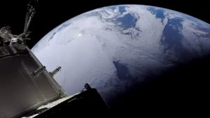 La navicella Orion della missione Artemis I è ammarata nell’Oceano Pacifico