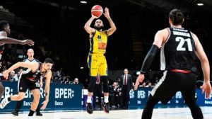 Virtus Bologna, primo ko: Scafati compie l’impresa. Milano aggancia la vetta