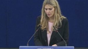 Quando Eva Kaili diceva: “Il Qatar è all’avanguardia nei diritti dei lavoratori”
