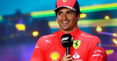 F1 Ferrari, Sainz accoglie Vasseur: “Ho fiducia in lui, mi voleva già in Renault”