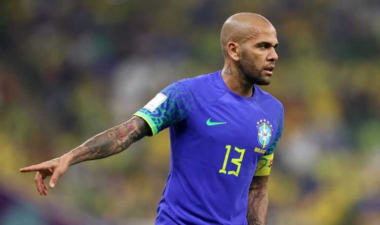 Dani Alves festeggia Messi e preannuncia le critiche: ‘Non mi importa di quello che diranno’