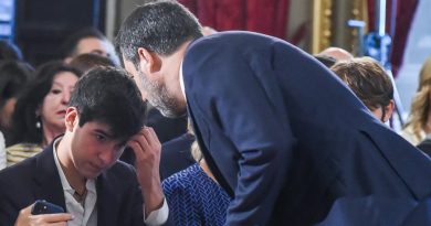 Milano, violentato il figlio di Matteo Salvini. Il leader della Lega: “È capitato a lui come capita a tanti”