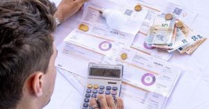 Energia, perché la luce nei prossimi mesi scenderà mentre il gas salirà