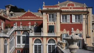 Breaking news: Genova, un tempo potente città italiana, brilla ancora di opulenza – The Daily Beast