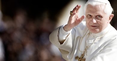 Benedetto XVI, il Papa che si dimise, muore a 95 anni