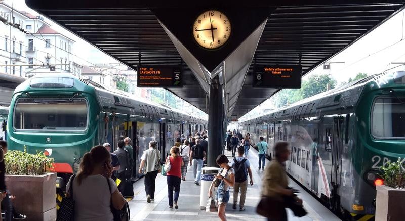 Pendolari, in arrivo un nuovo bonus trasporti con sconti sugli abbonamenti