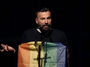 “La destra legittima gli omofobi”. Nuovo blitz di Zan in Aula