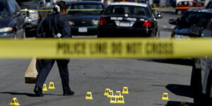 Una persona è stata uccisa e altre sette sono state ferite in una sparatoria a Oakland, in California