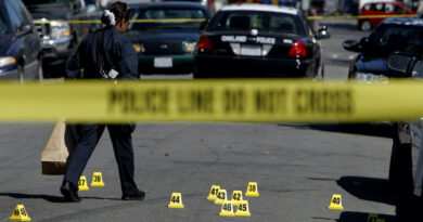 Una persona è stata uccisa e altre sette sono state ferite in una sparatoria a Oakland, in California