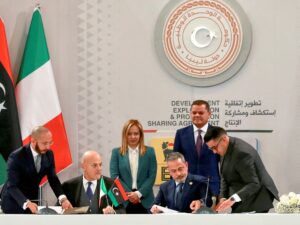 Breaking news: L’italiana Eni firma un accordo da 8 miliardi di dollari per il gas con la Libia in un contesto di crisi energetica – Al Jazeera English