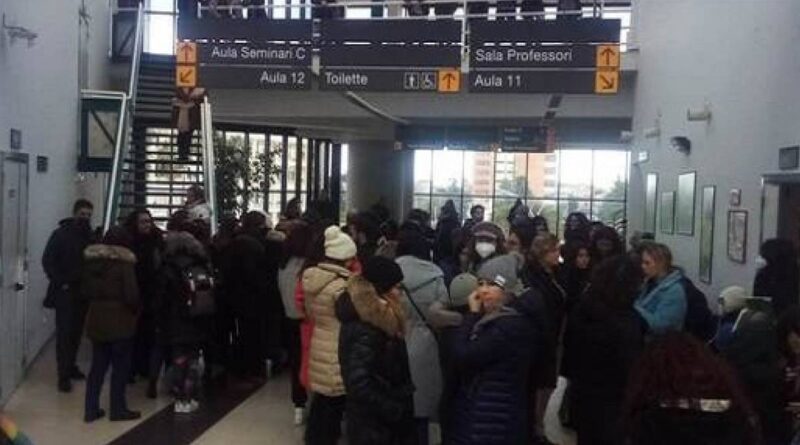 I tremori e le labbra nere: cos’è il successo a Palermo
