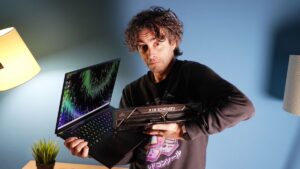 Recensione GPU NVIDIA RTX 4090 Laptop: benchmark che fanno mangiare la polvere!