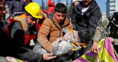Terremoto in Turchia e Siria, le ultime notizie. Oltre 11.700 morti. Erdogan arriva ad Hatay: “I provocatori mentono, qui presenti squadre di aiuto da 18 Paesi”