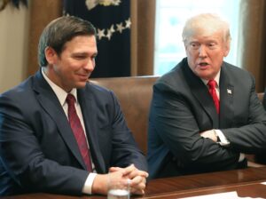 Trump insiste con rabbia sul fatto che non passa quasi mai il tempo a inventarsi soprannomi cattivi su Ron DeSantis
