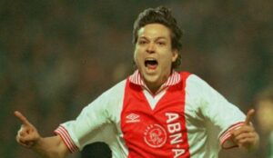 Incredibile Litmanen: porta le pizze e parla in italiano VIDEO
