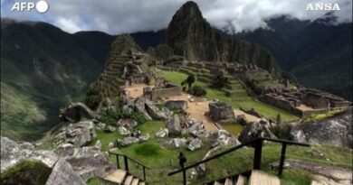 Riapre al pubblico il sito incaico di Machu Picchu, in Perù