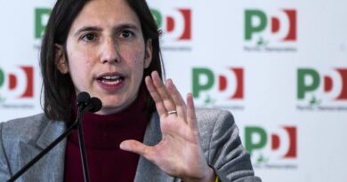 “Società patriarcale”. Ora Schlein accusa di sessismo i compagni del Pd