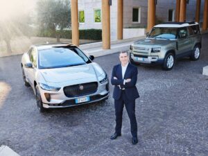 Marco Santucci, ad Jaguar Land Rover Italia: “Ecco cosa fare per battere la concorrenza cinese e scommettere sull’elettrico”