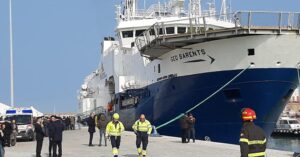 Ong, primo fermo e multa alla nave Geo Barents