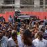 rabbia per gli inspiegabili ritardi della folla in coda per scegliere il prossimo presidente della Nigeria