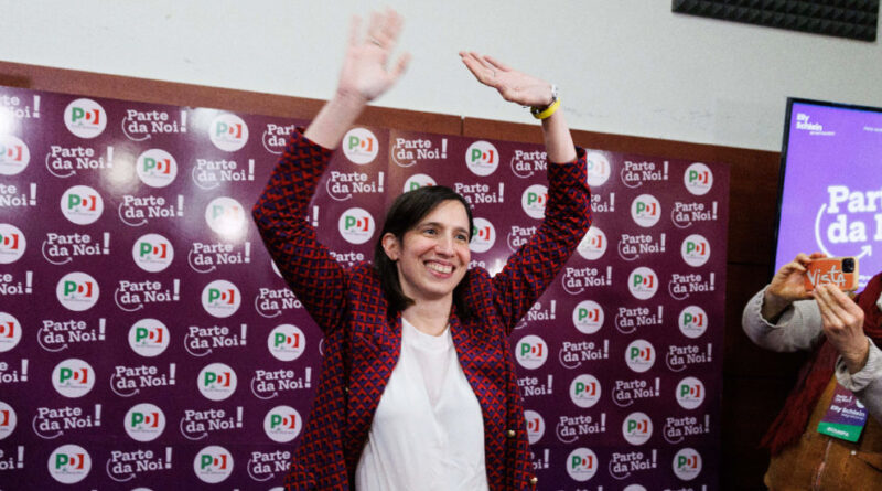 Primarie Pd, Elly Schlein è la prima donna segretaria: vince con il 53%. “Una rivoluzione, mandato chiaro per il cambiamento”