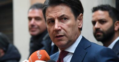 Pronto il M5Schlein. I grillini entusiasti vedono l’alleanza ma Giuseppi trema: leadership a rischio