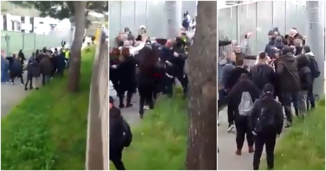 Ischia, lite furibonda tra genitori alla partita di calcio under 14: partita sospesa e sei persone a rischio Daspo. Il video delle botte sugli spalti