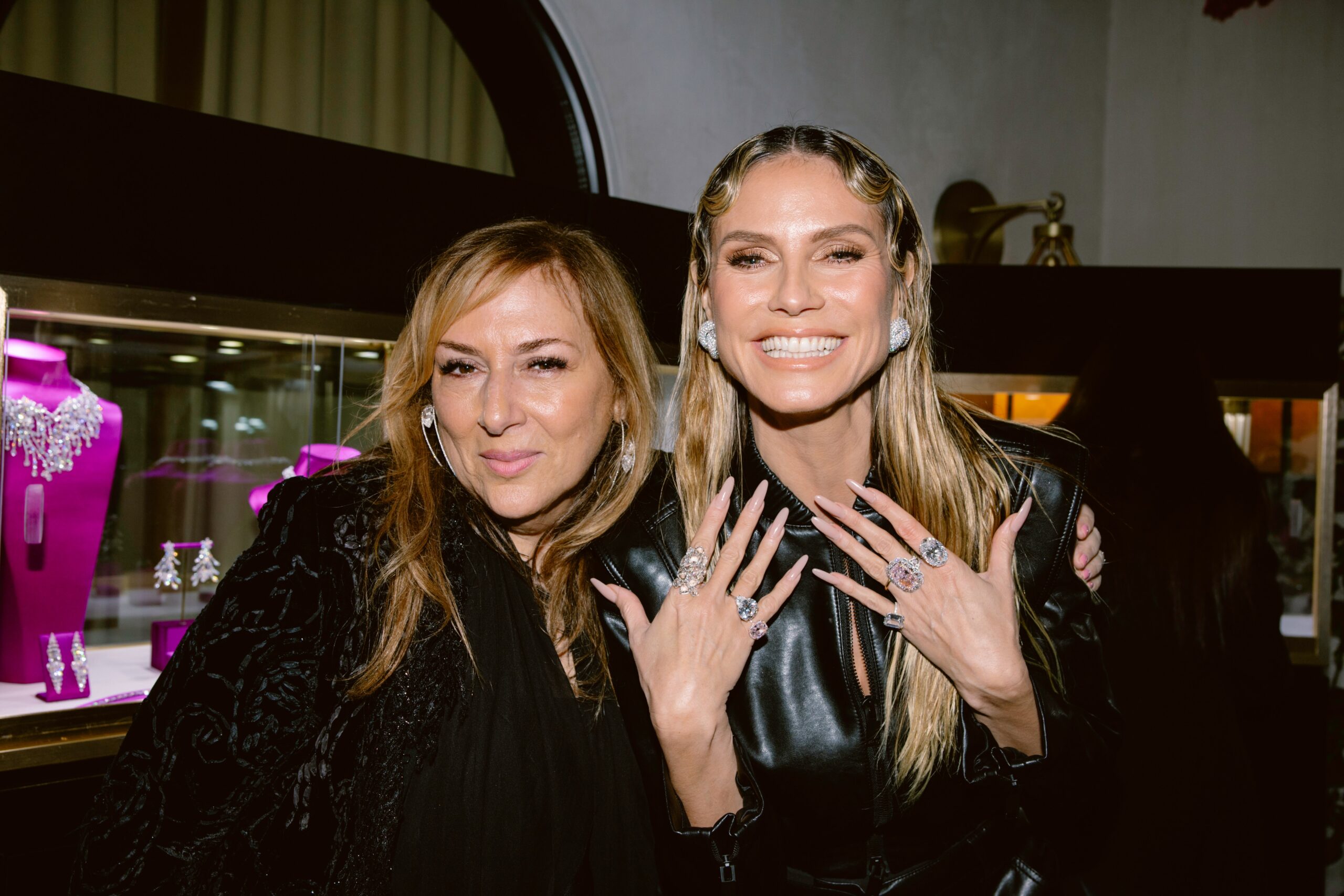 Al Caviar Kaspia, Vogue100 e Joopiter hanno celebrato Lorraine Schwartz: Un viaggio attraverso le gemme
