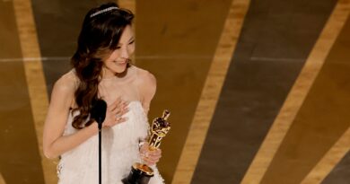 Michelle Yeoh ha fatto la storia con la sua vittoria agli Oscar 2023