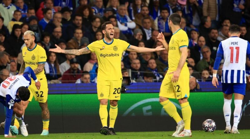 L’Inter è ai quarti di Champions dopo 12 anni: a Porto fa 0-0 e torna tra le 8 grandi d’Europa