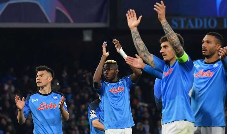 Il Napoli è di una bellezza infinita, l’Italia fa tris in Champions. A casa l’Eintracht e i suoi tifosi violenti