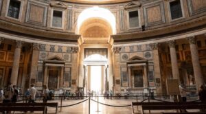 Accordo Mic-Vicariato, biglietto per il Pantheon 5 euro: romani esclusi