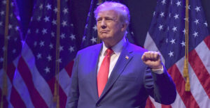 Donald Trump è stato riammesso anche su YouTube, dopo oltre due anni
