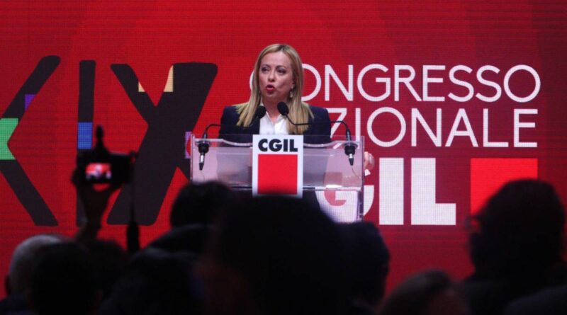 Meloni dalla Cgil sfida le contestazioni: “No salario minimo e rdc”