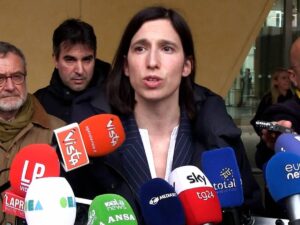 “Non era mai successo prima”. E adesso il Pd si spacca