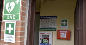 Firmato il decreto, defibrillatori obbligatori in tutti gli impianti sportivi anche per allenamenti e attività amatoriali