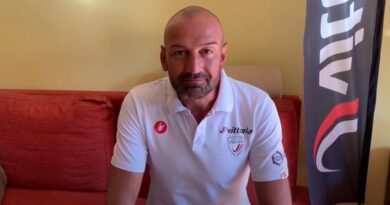 Dario Acquaroli, morto a 48 anni l’ex campione del mondo di mountain bike: fatale un malore in bicicletta