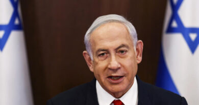 Il premier israeliano Netanyahu conferma il contestato ministro della difesa. A Gerico ucciso un palestinese di 15 anni