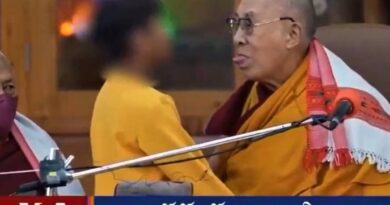 Il bacio del Dalai Lama, Emanuela Orlandi farà crollare il Vaticano? Le parole della settimana