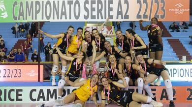 Tributo alla Roma di Cuccarini per la promozione in A1
