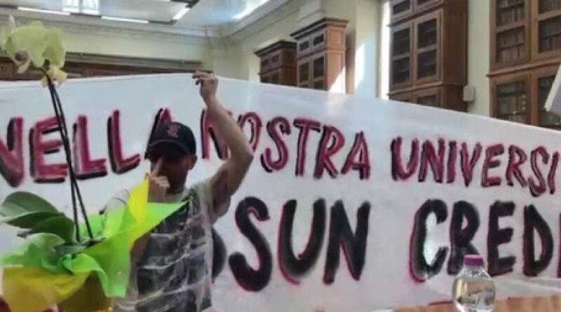 “Urla e sedie rovesciate”. La violenza femminista contro i Pro Vita