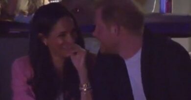 Harry e Meghan, risate e tenerezze per smorzare le voci sul divorzio