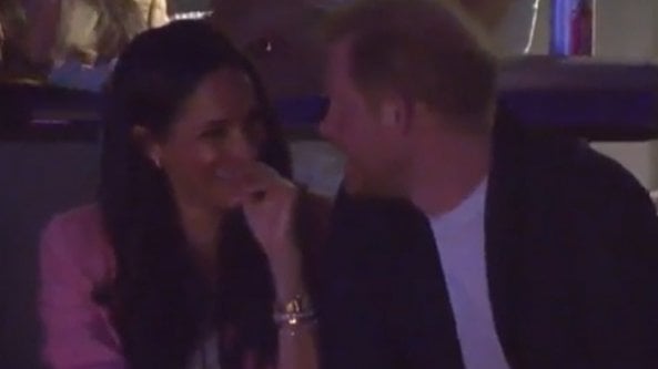 Harry e Meghan, risate e tenerezze per smorzare le voci sul divorzio