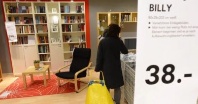 Ikea sta riprogettando alcuni mobili per abbassare i costi