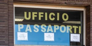 Fare il passaporto è ancora un’impresa