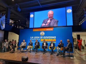 La stoccata di Giorgetti alla Schlein: “Aiutiamo i lavoratori, non i lettori di Vogue”