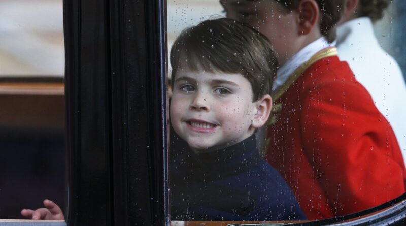 Il principe Louis ha incantato di nuovo Internet durante l’incoronazione