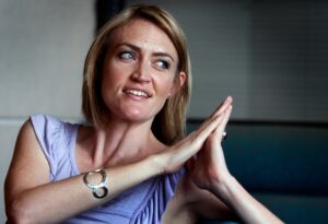 Heather Armstrong ha detto la verità sulla maternità, e noi le dobbiamo molto per questo