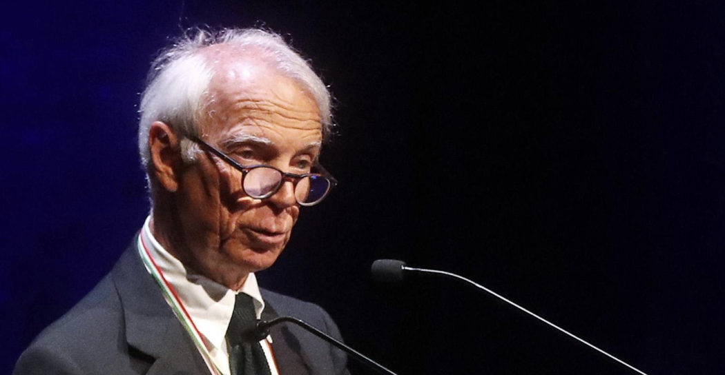 Riccardo Levi, il commissario della censura a Rovelli deve riferire alla Meloni e ottenere (da lei) la proroga: c’era la poltrona dietro la revoca?